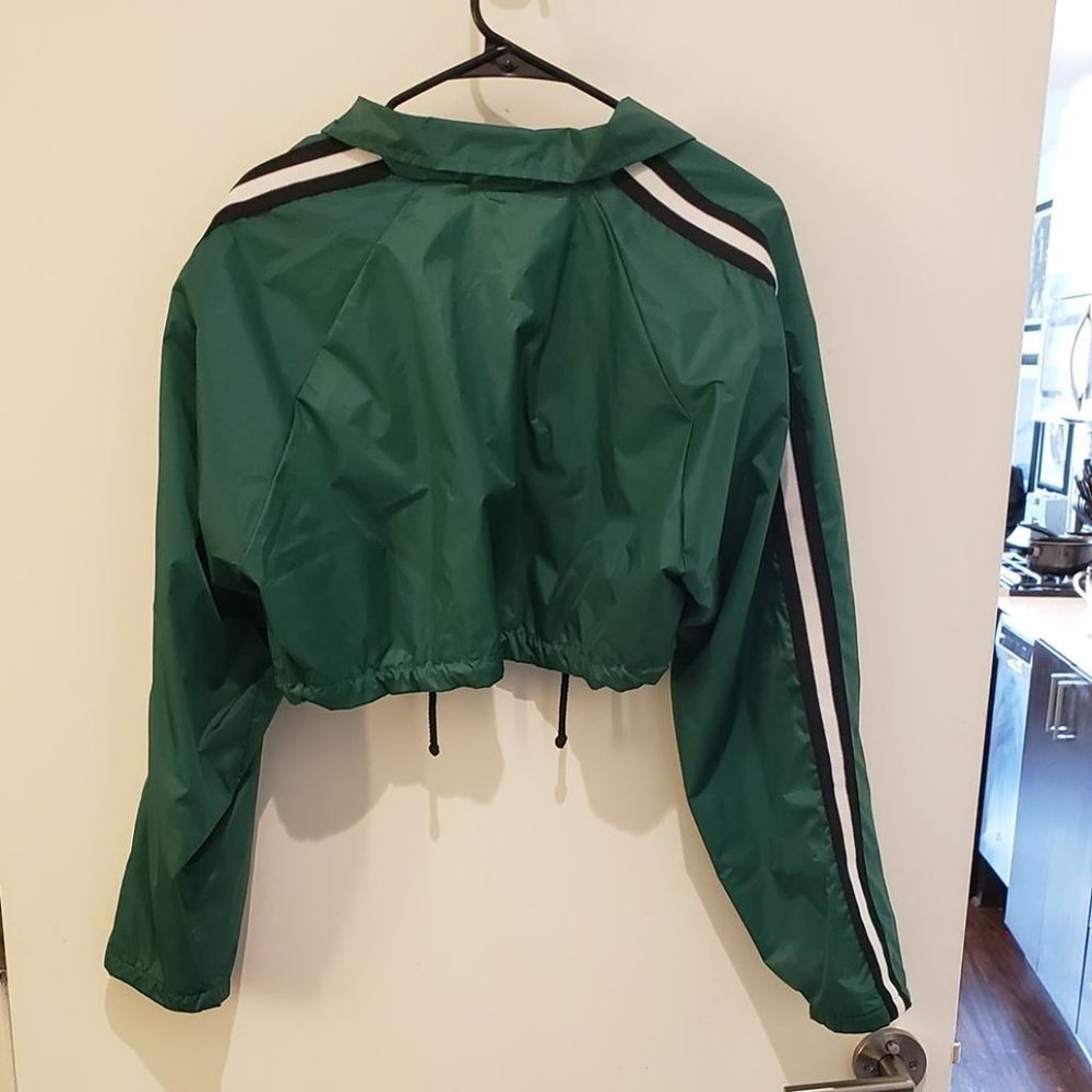 Cropped windbreaker - Picture 2 of 3